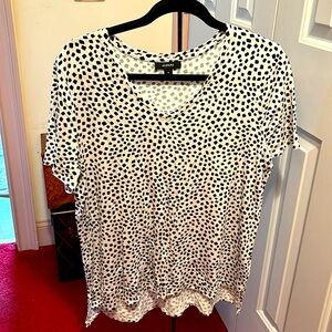 Knit black and white tee